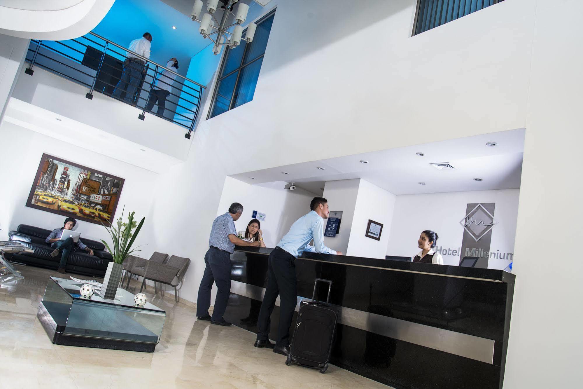 Hotel Millenium Barrancabermeja Exteriör bild